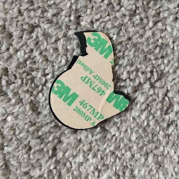 Brand New Ottawa Senators Sticky Back Logo‎ Pin - Picture 4 of 4